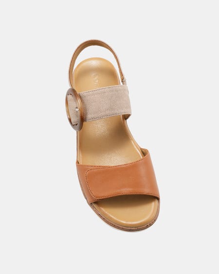 Skyros secondary image